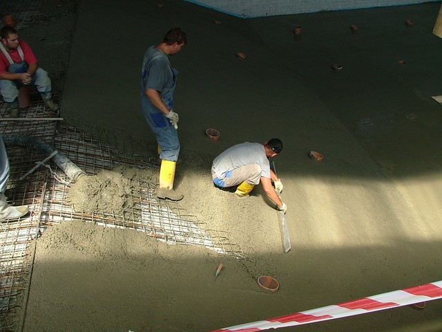 podlaha bazénu Třinec - betonáž